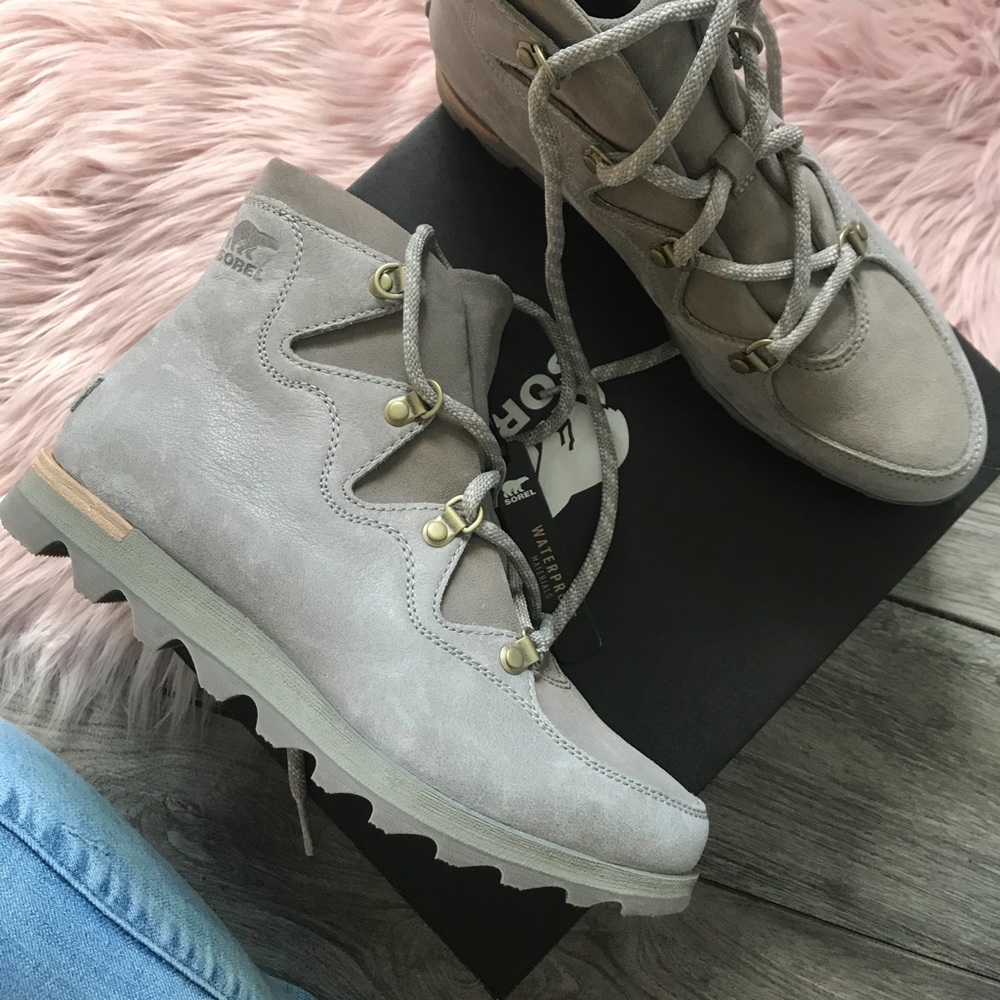 SOREL sneakchic alpine waterproof suede boots - Picture 2 of 8